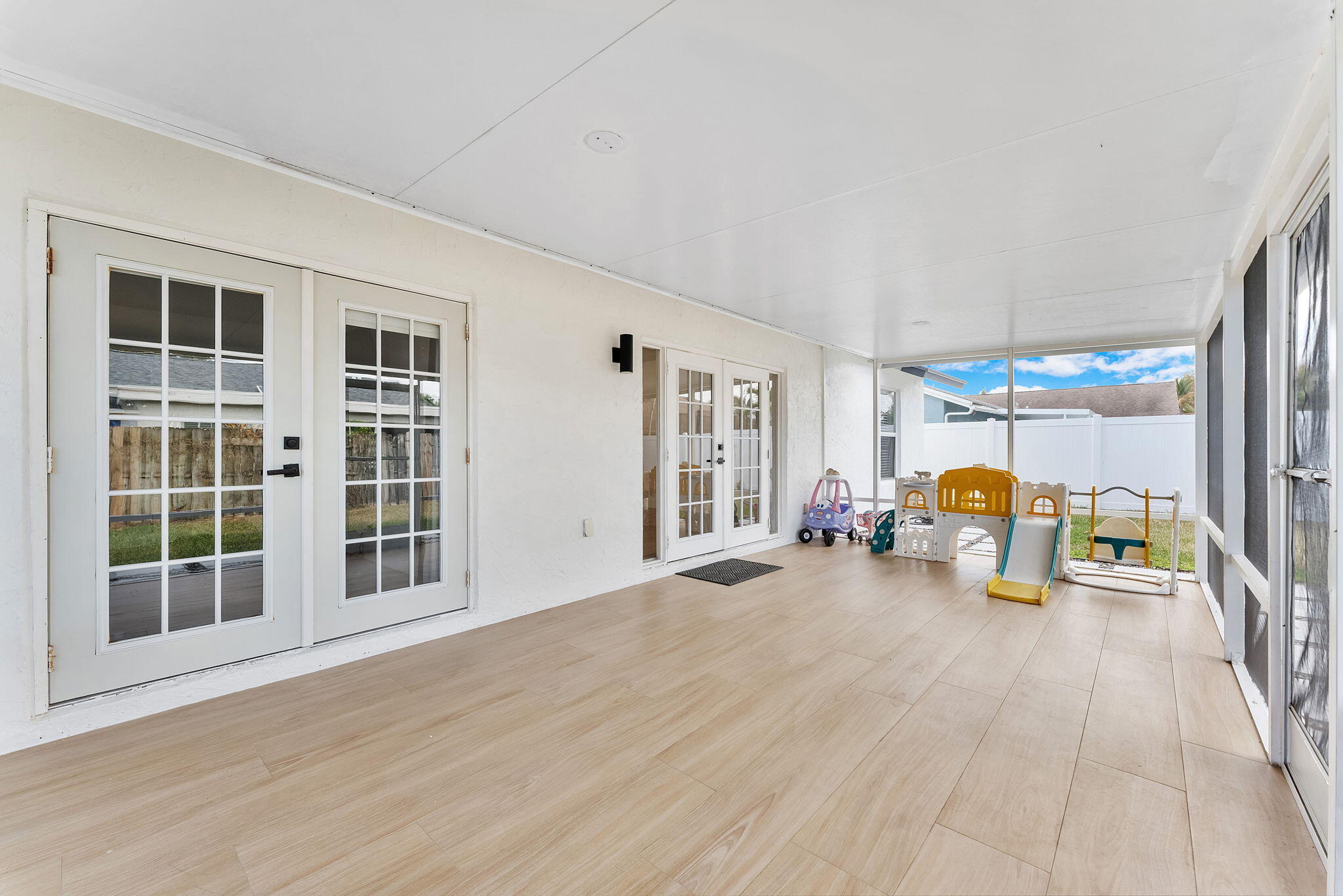 6249 Foster Jupiter, FL 33458