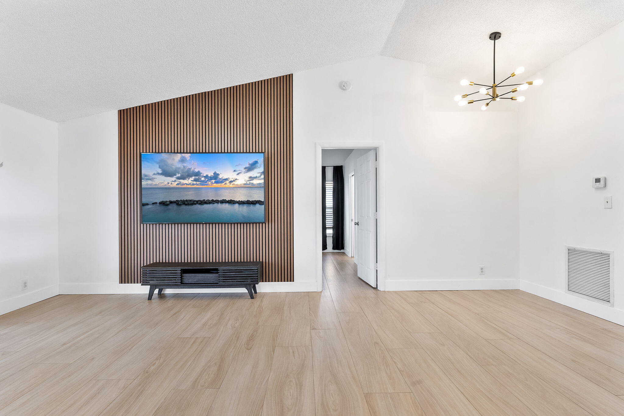 6249 Foster Jupiter, FL 33458