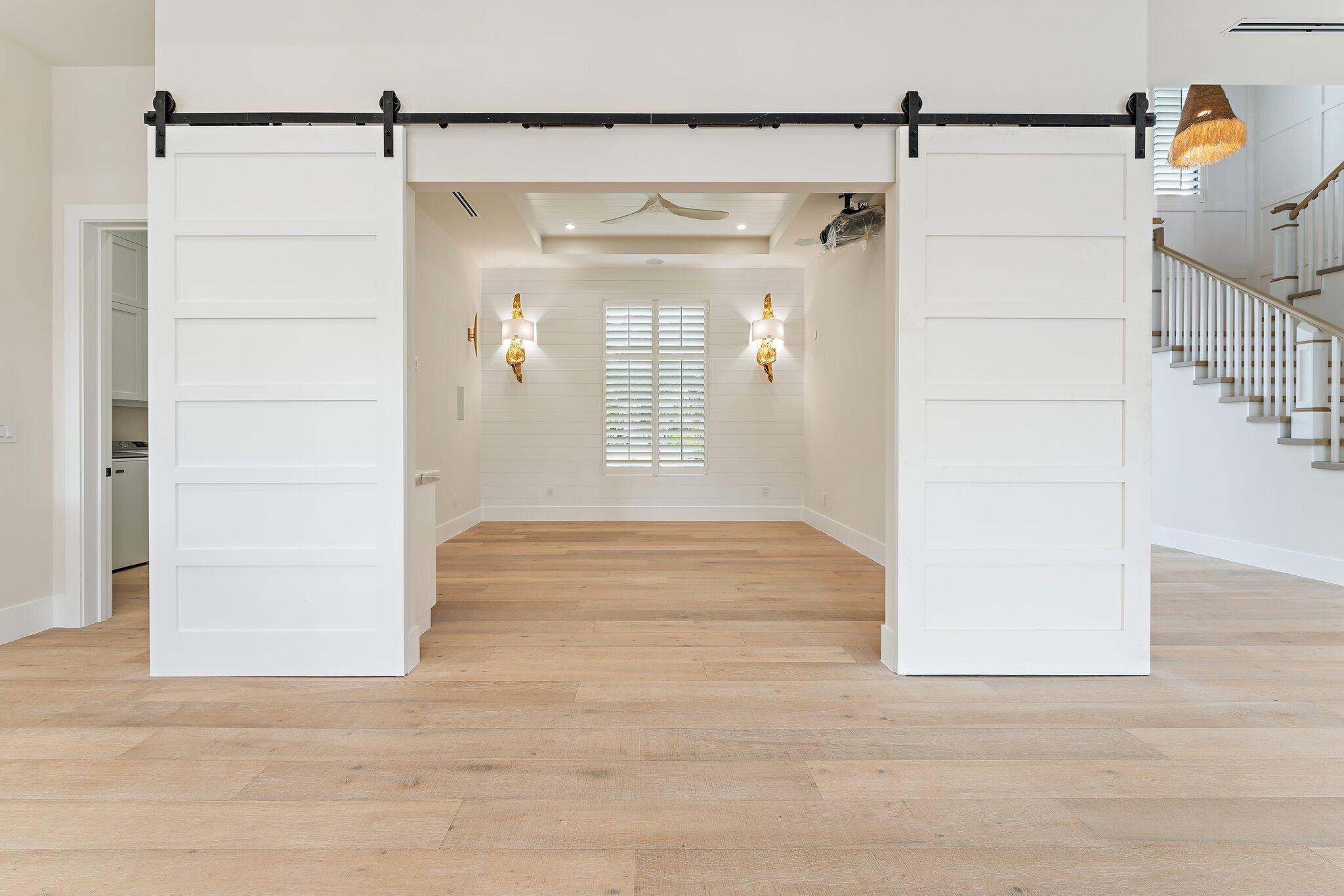 24 Leeward Tequesta, FL 33469