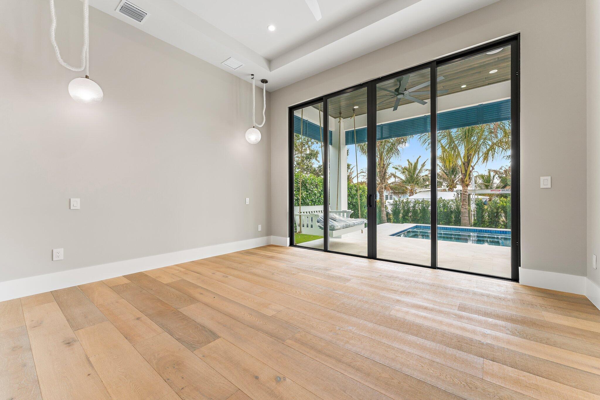 24 Leeward Tequesta, FL 33469