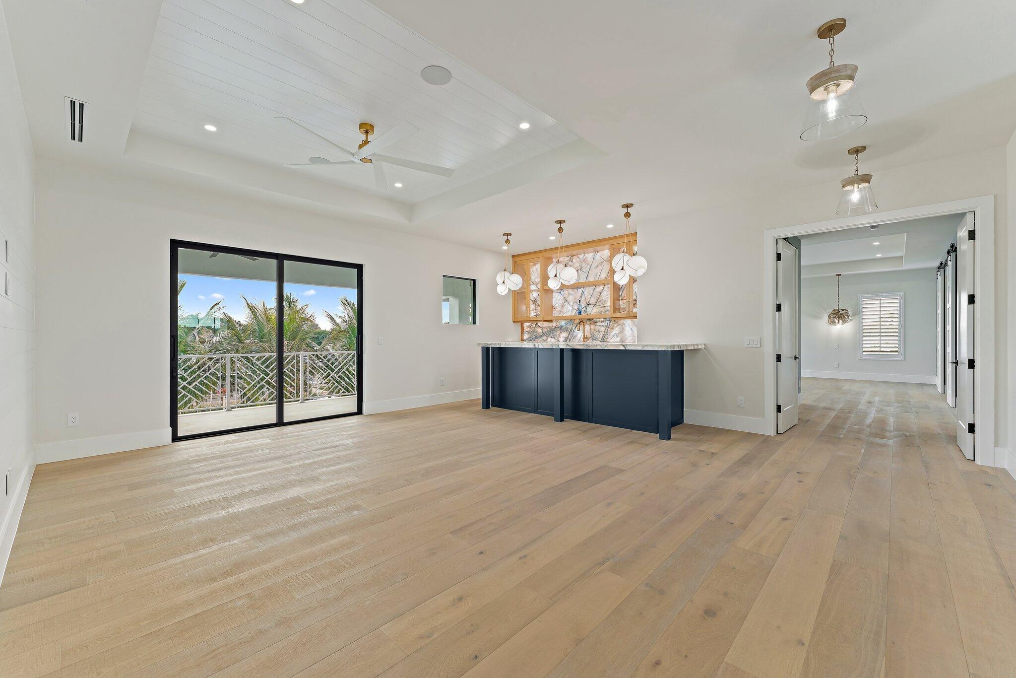 24 Leeward Tequesta, FL 33469