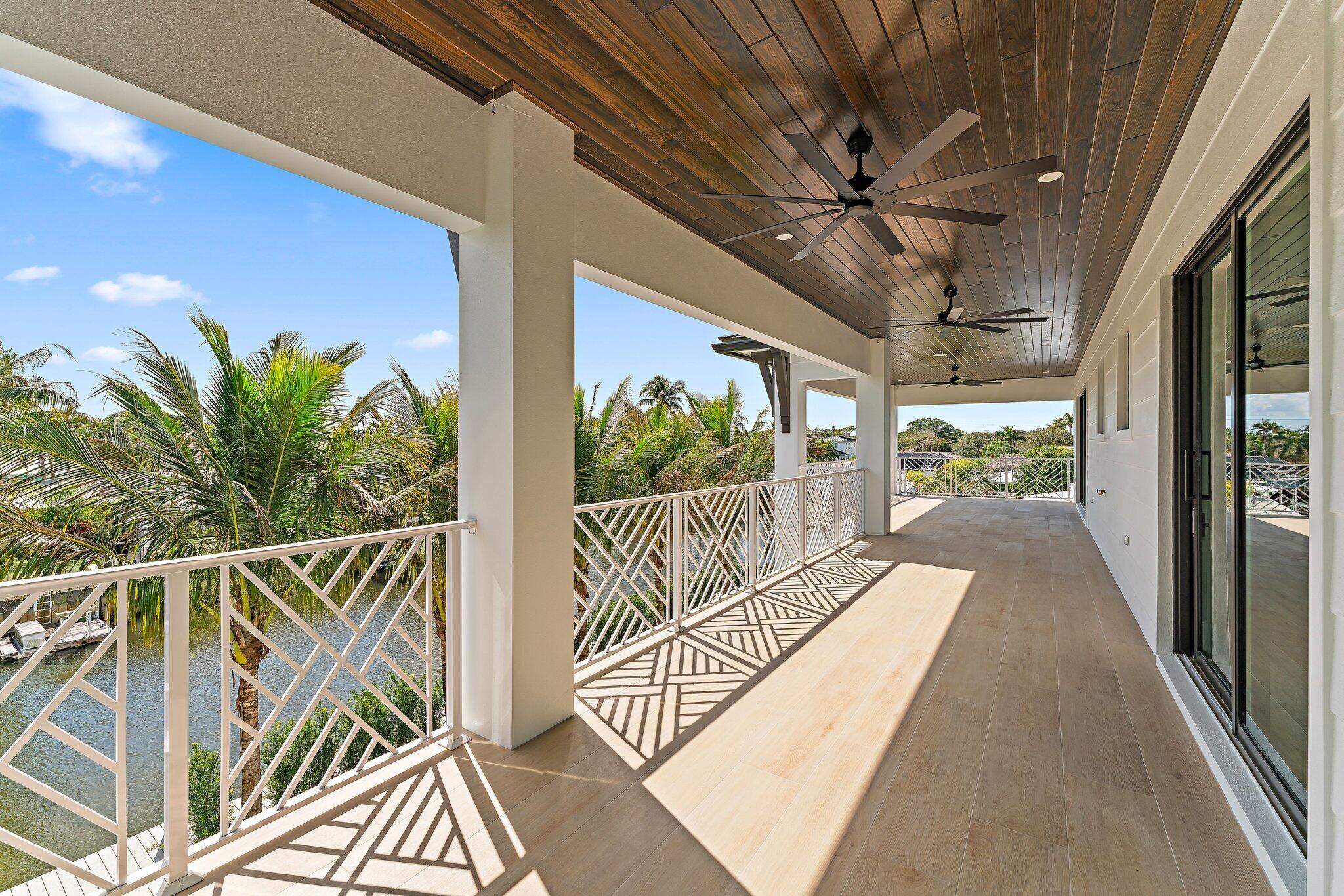 24 Leeward Tequesta, FL 33469