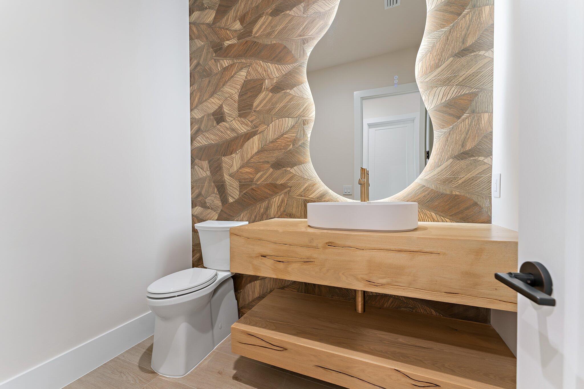 24 Leeward Tequesta, FL 33469