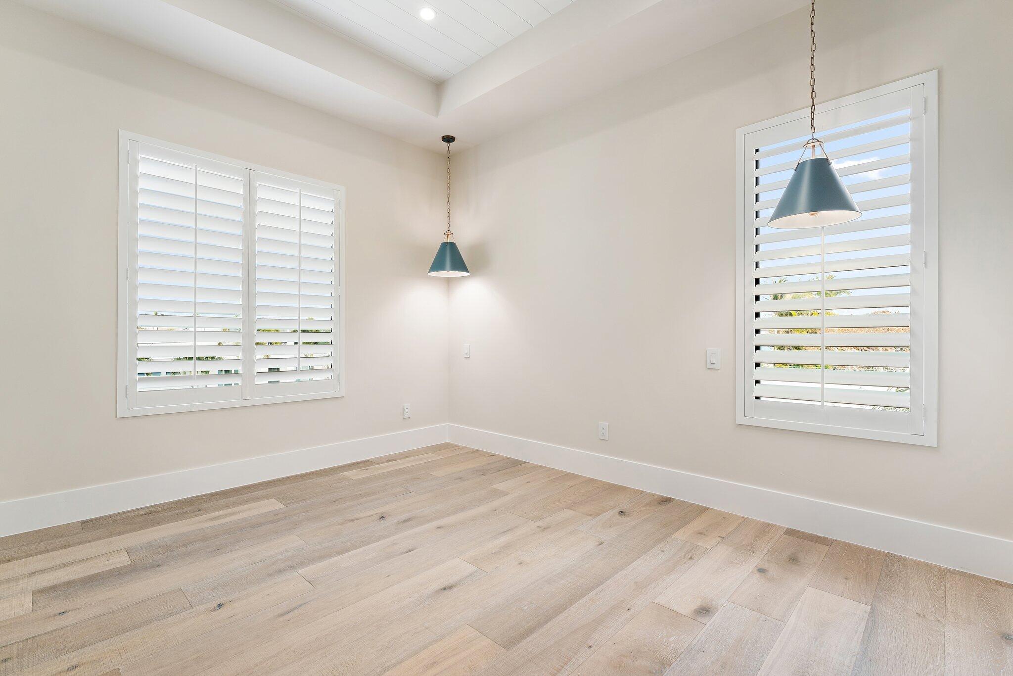 24 Leeward Tequesta, FL 33469