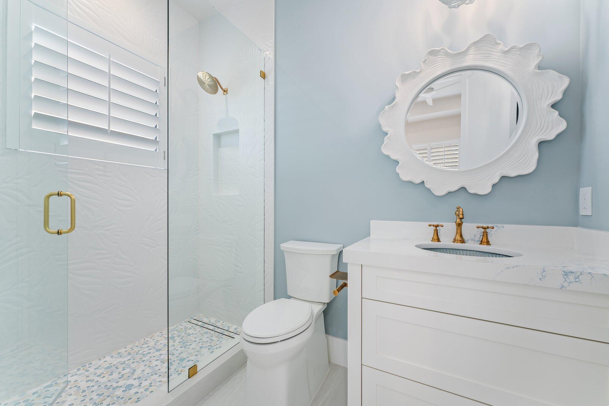 24 Leeward Tequesta, FL 33469