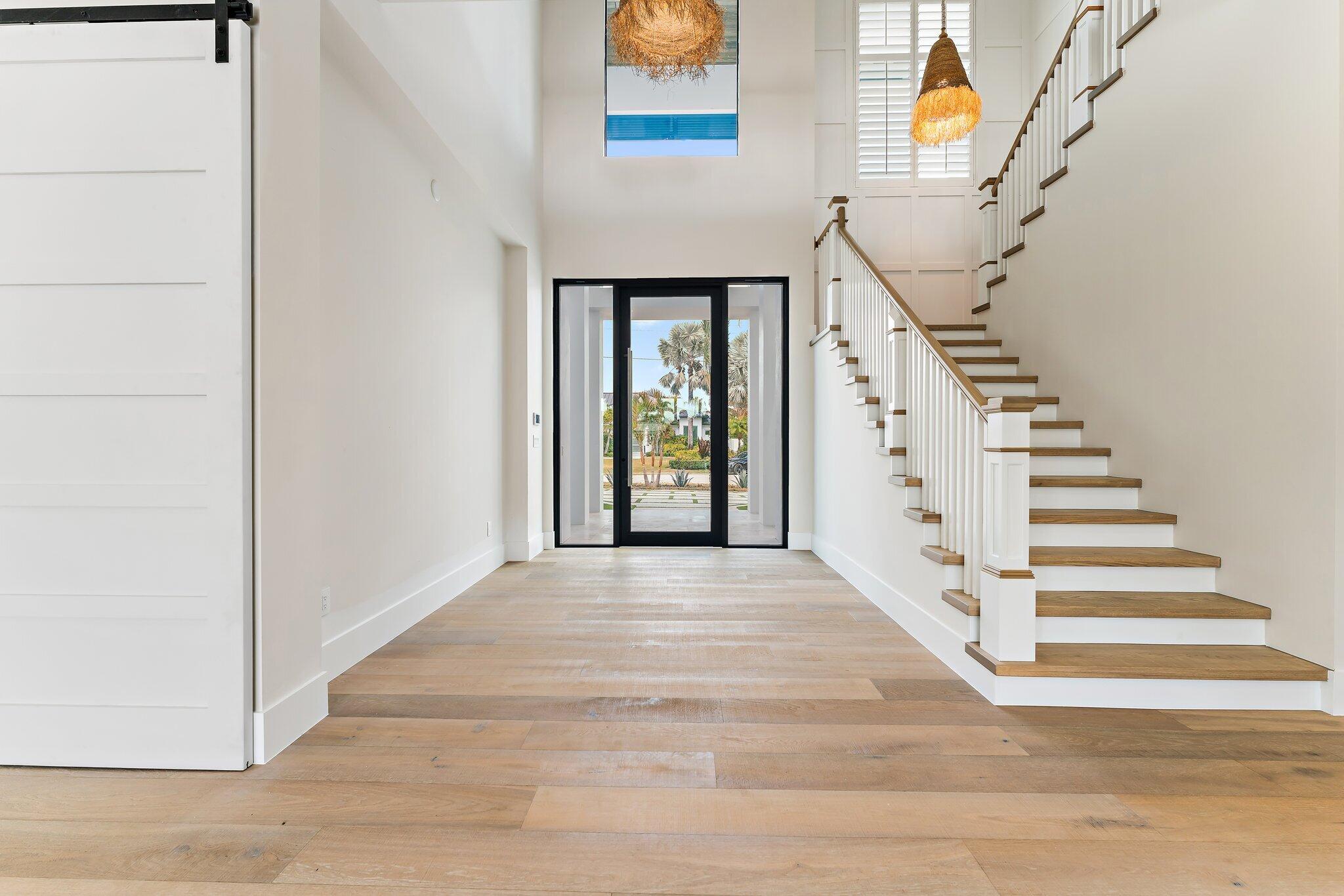 24 Leeward Tequesta, FL 33469