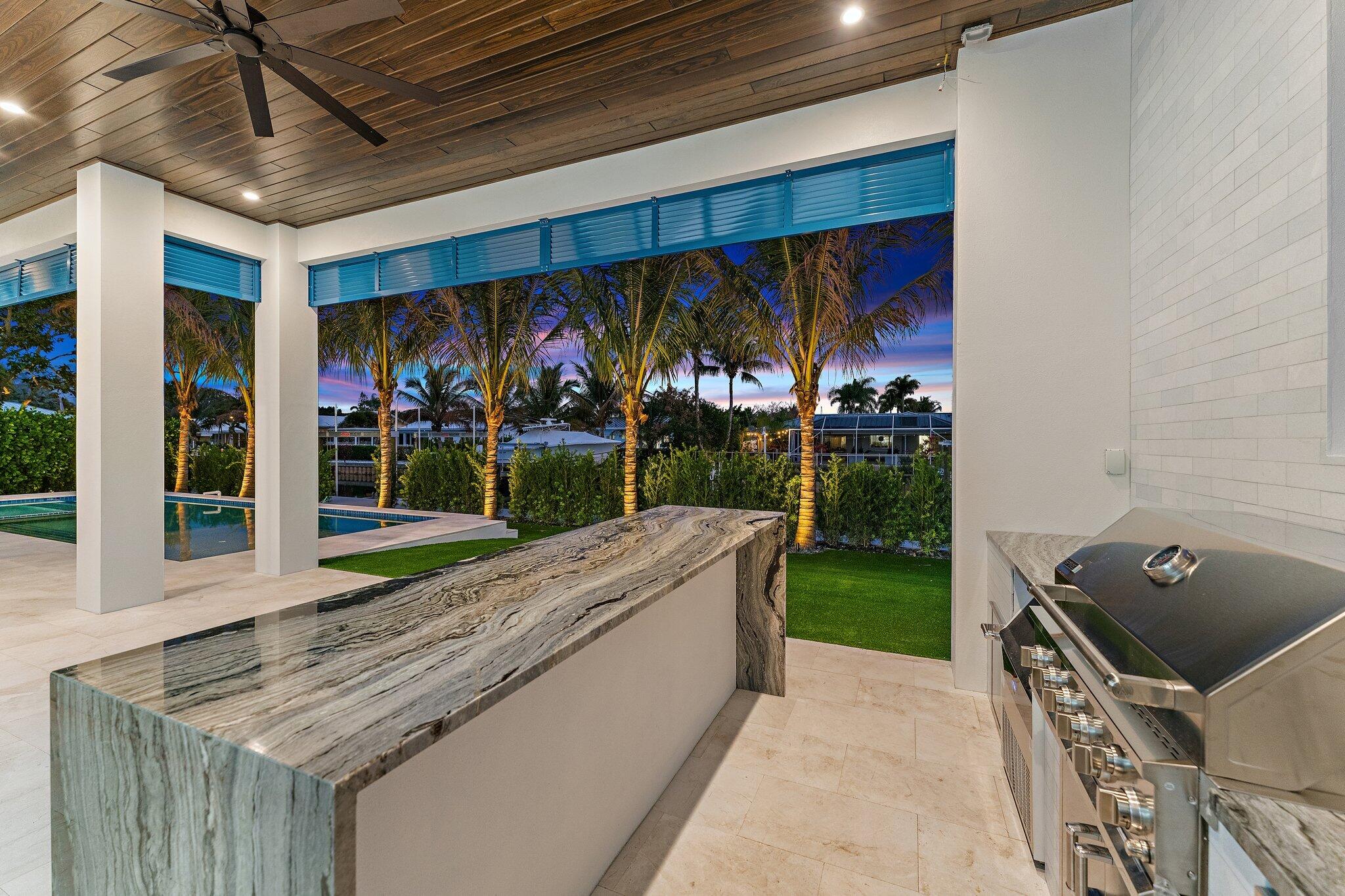 24 Leeward Tequesta, FL 33469