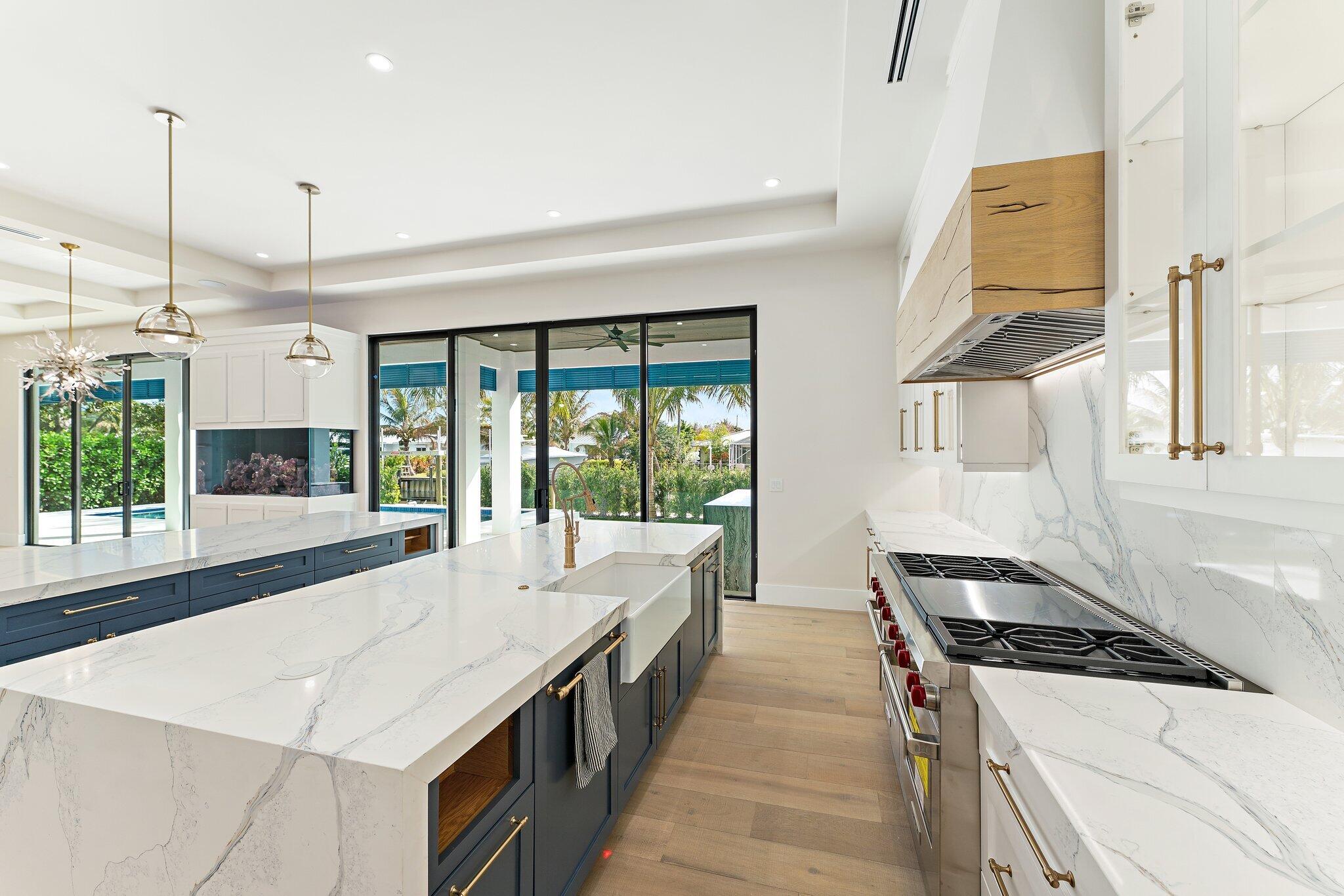 24 Leeward Tequesta, FL 33469