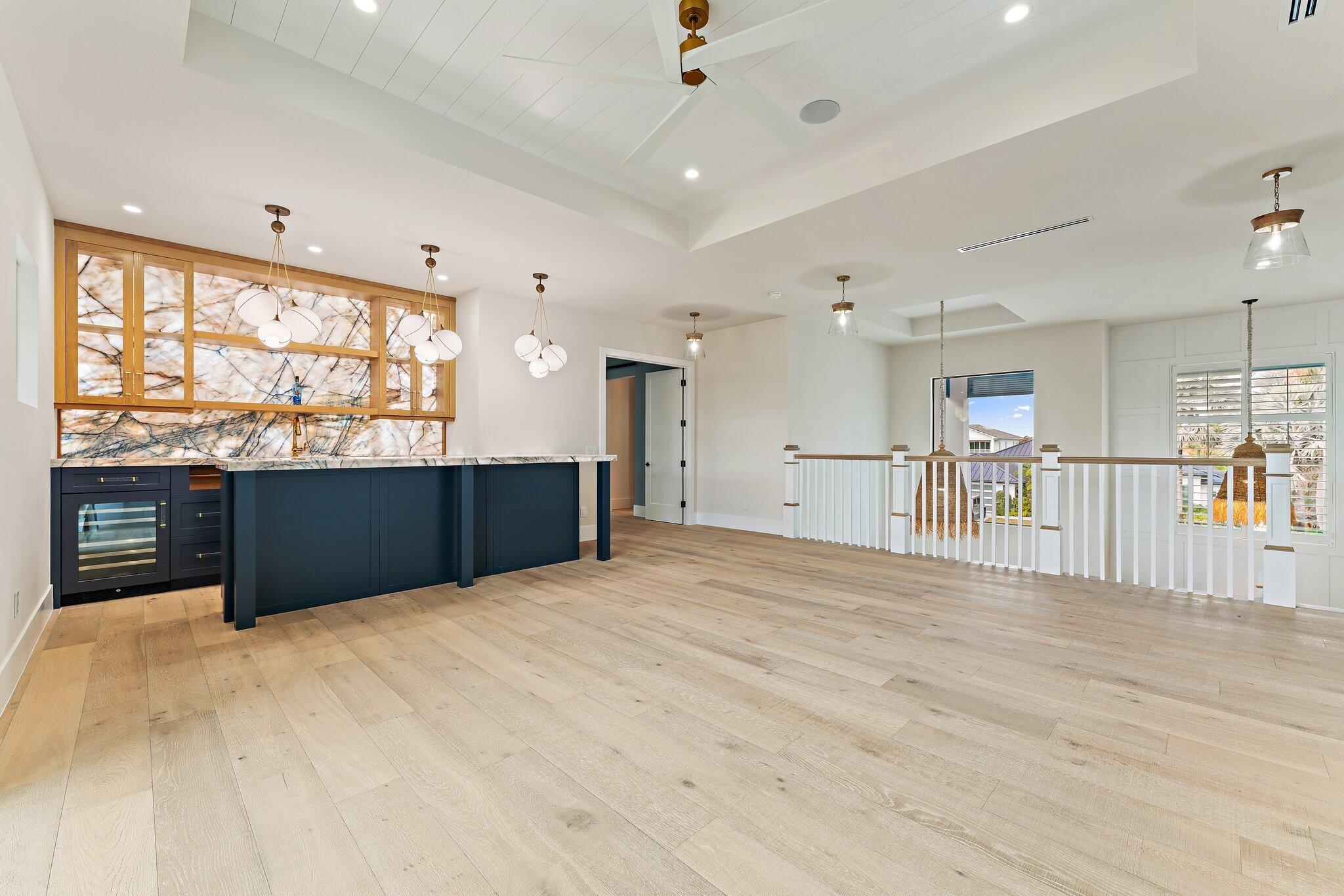 24 Leeward Tequesta, FL 33469