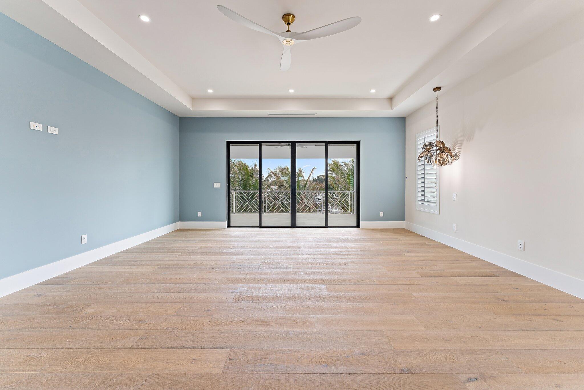 24 Leeward Tequesta, FL 33469