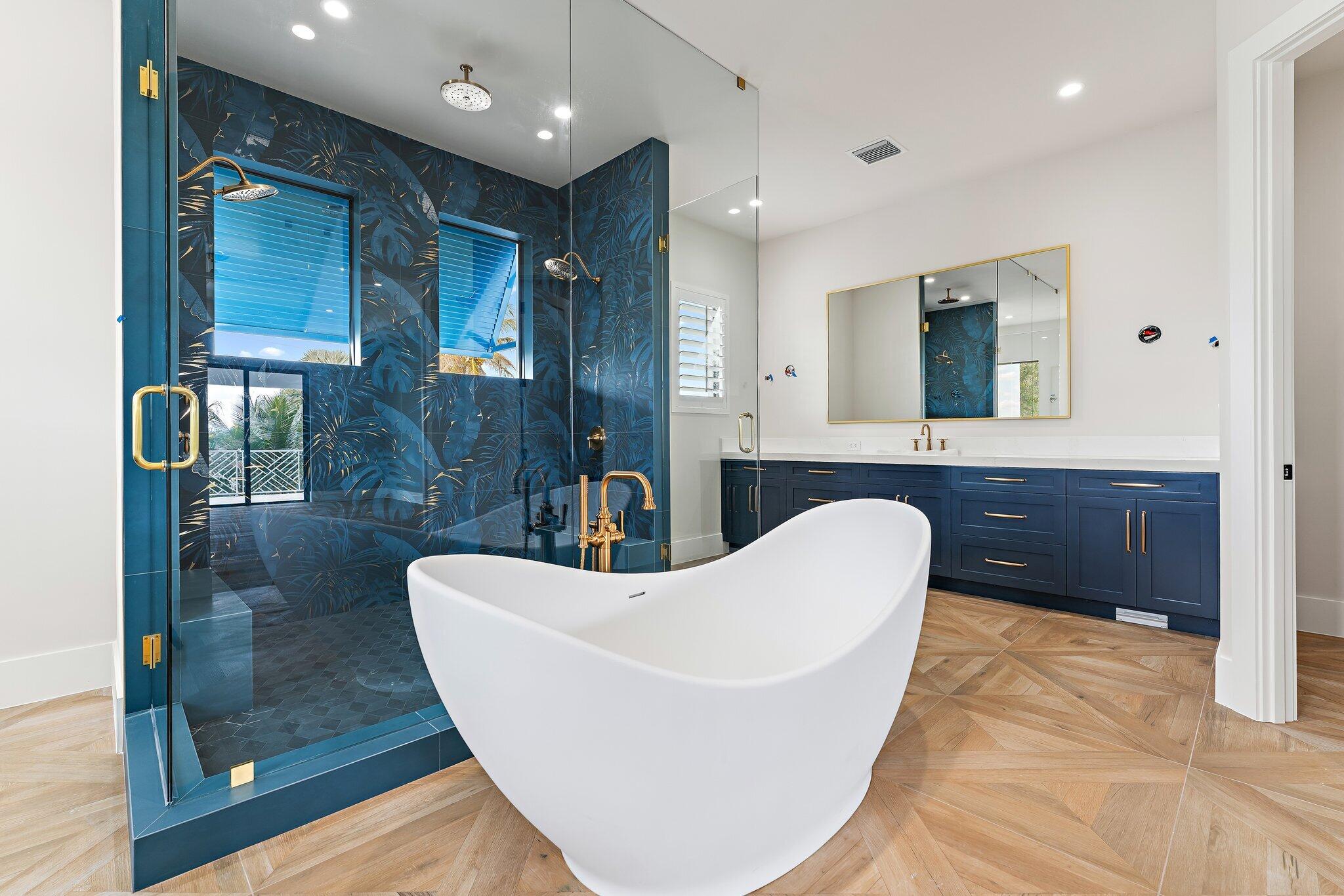 24 Leeward Tequesta, FL 33469