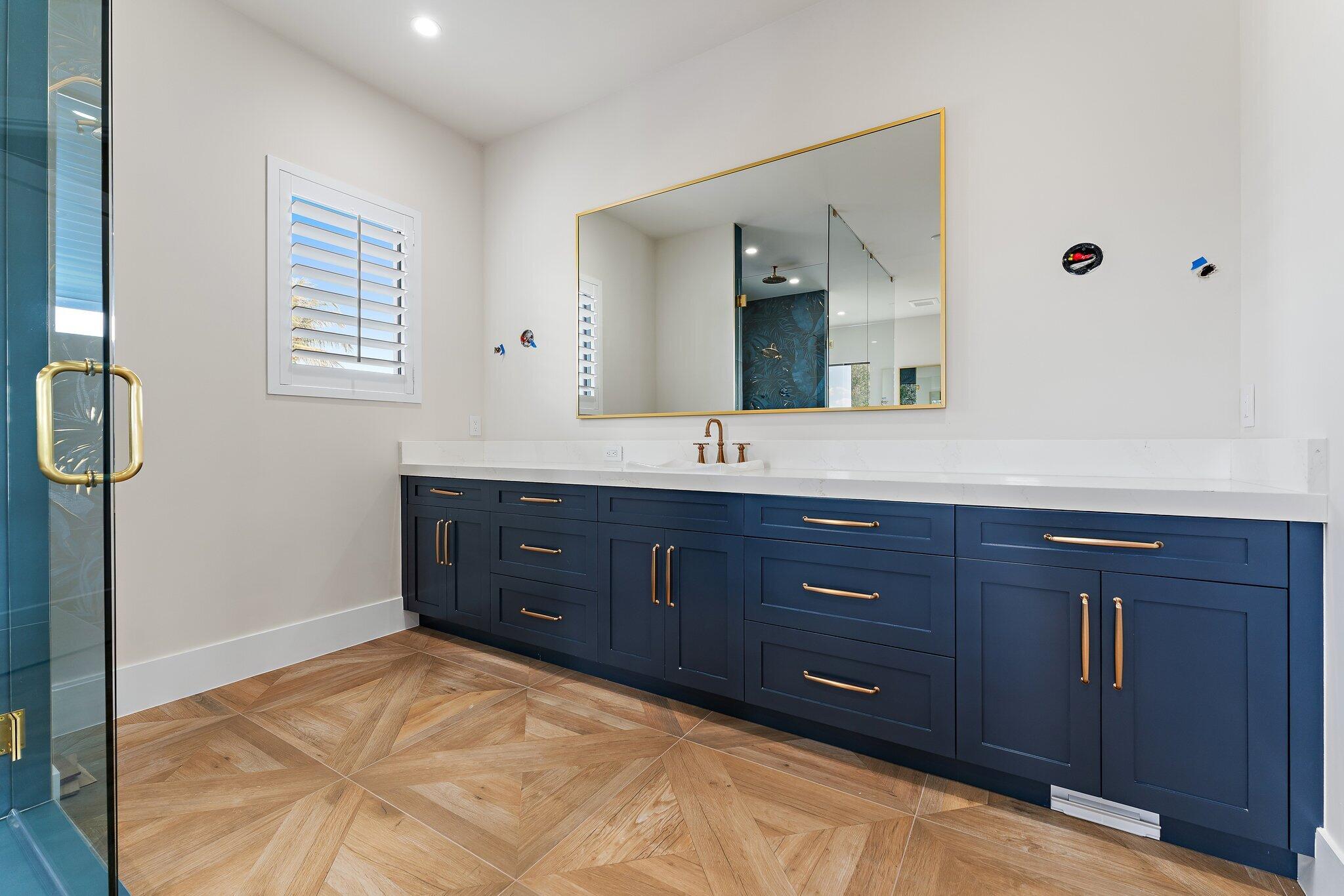 24 Leeward Tequesta, FL 33469