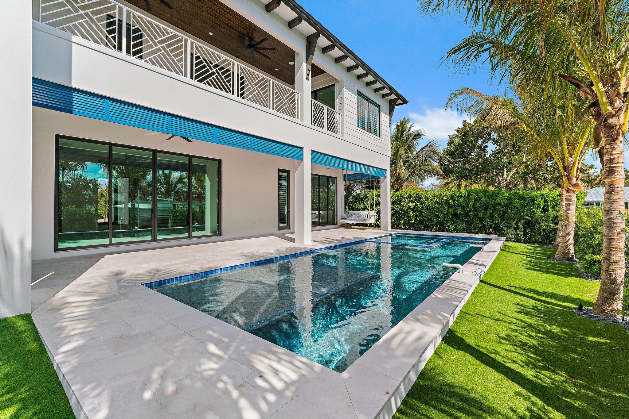 24 Leeward Tequesta, FL 33469