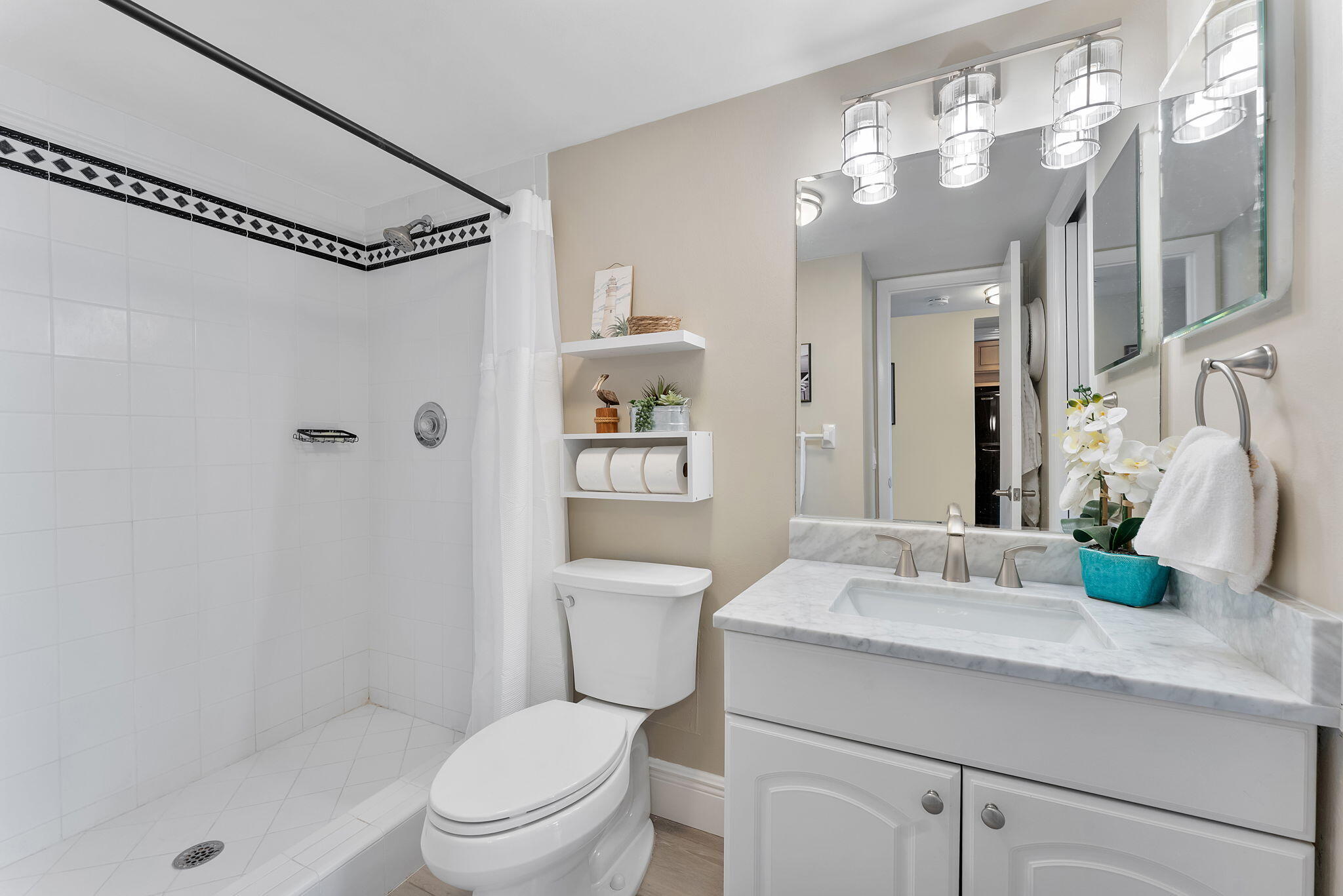 2611 N Riverside #1002 Pompano Beach, FL 33062