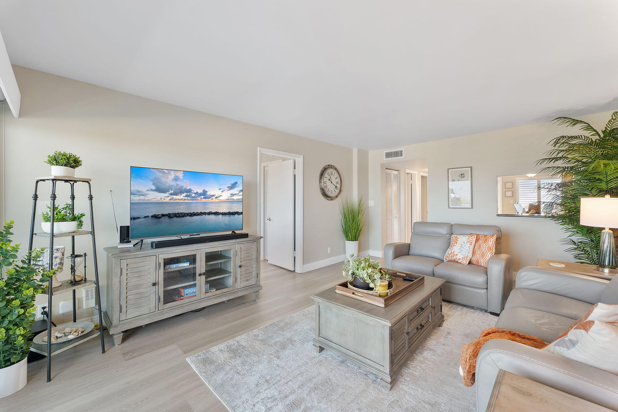 2611 N Riverside #1002 Pompano Beach, FL 33062