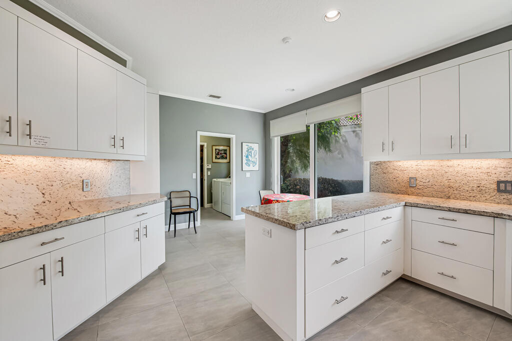 2482 Players Wellington, FL 33414