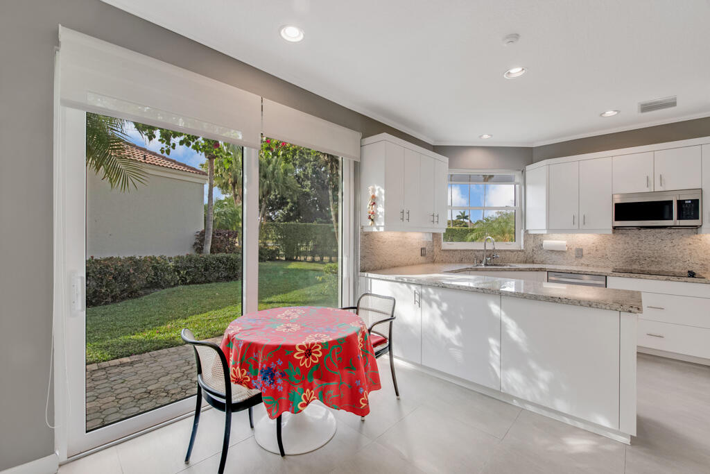 2482 Players Wellington, FL 33414