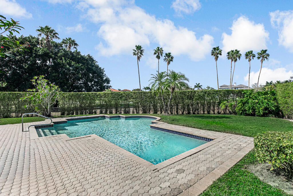 2482 Players Wellington, FL 33414