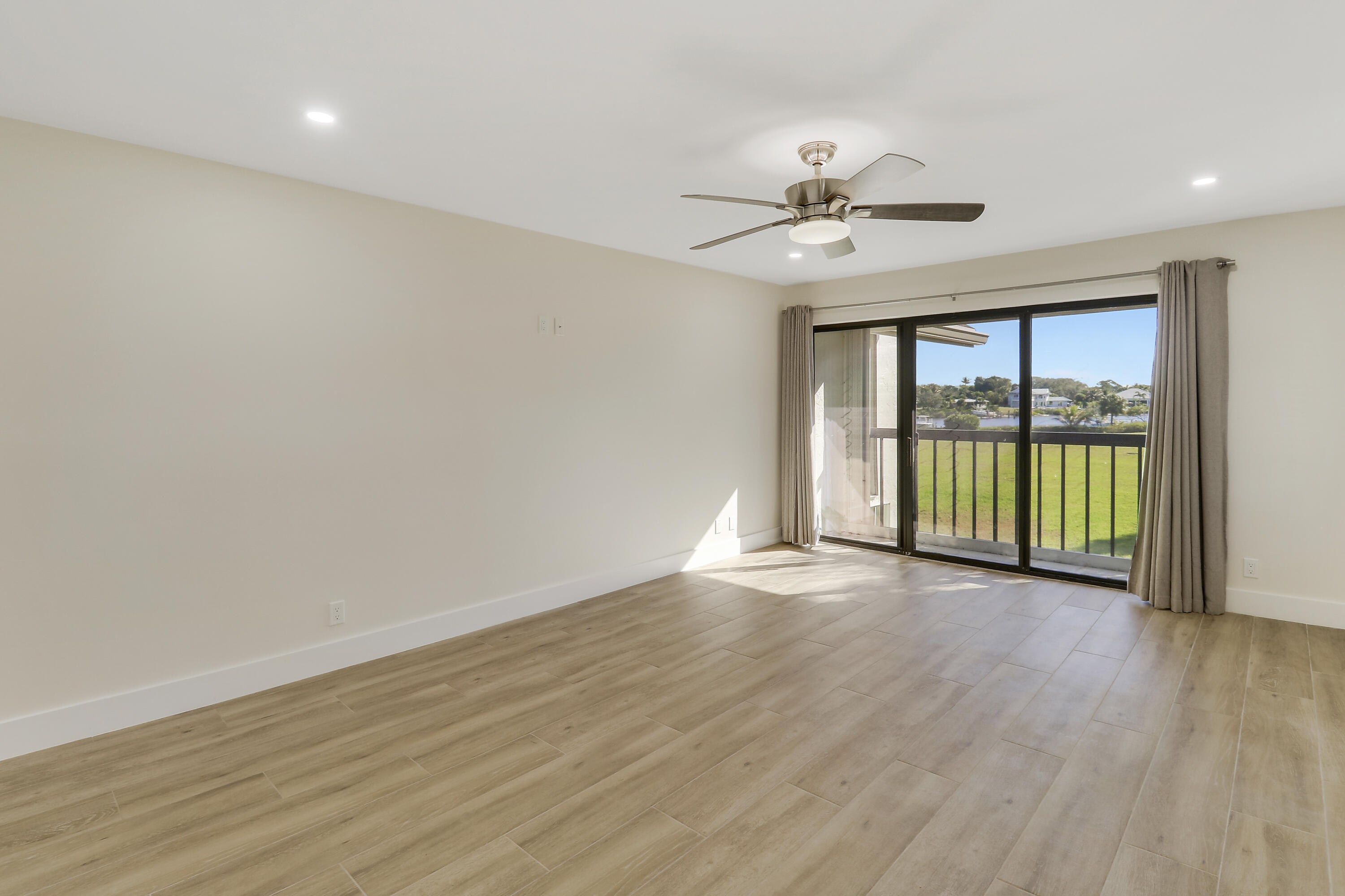 10459 SE Terrapin #202 Jupiter, FL 33469