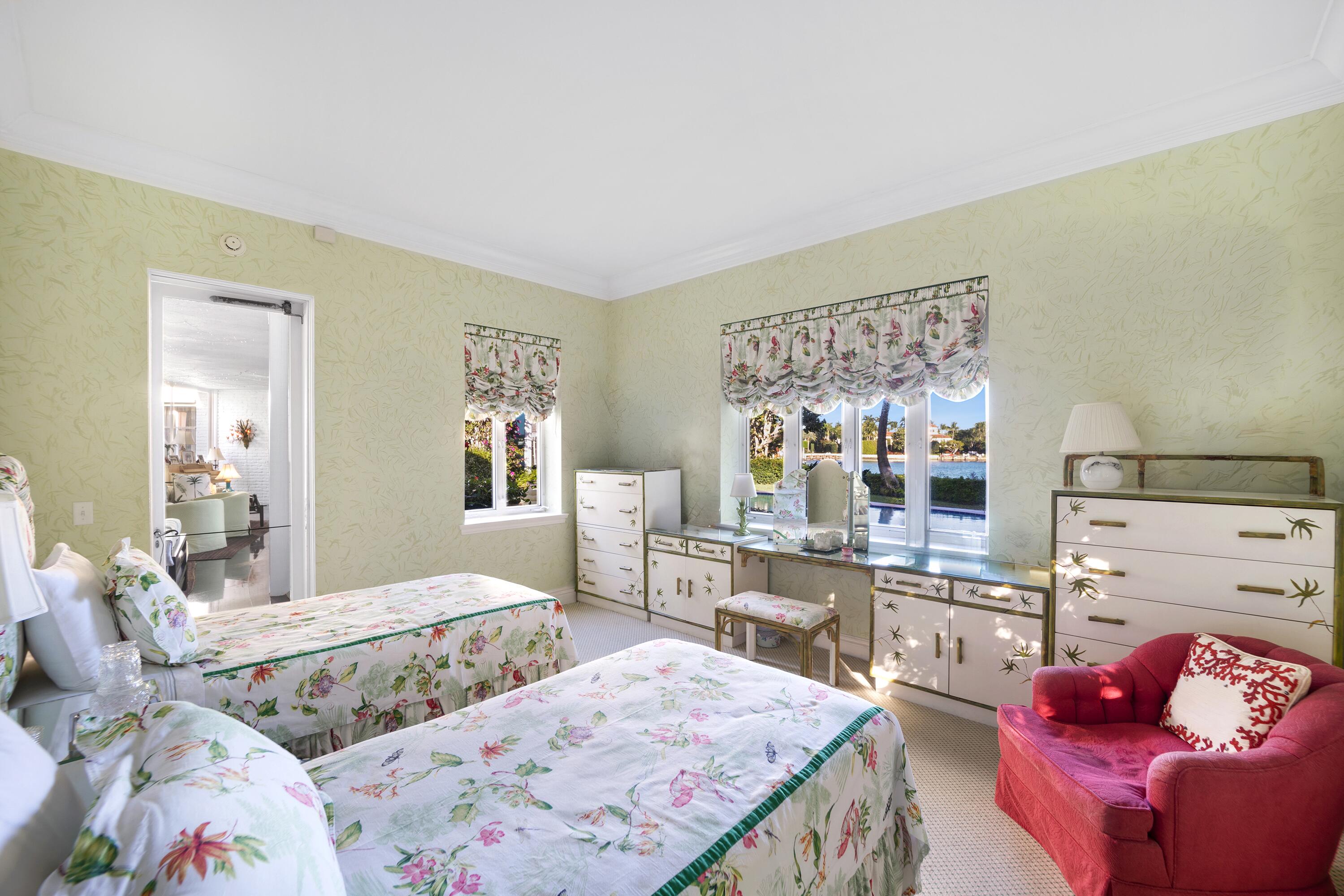 350 Island Palm Beach, FL 33480