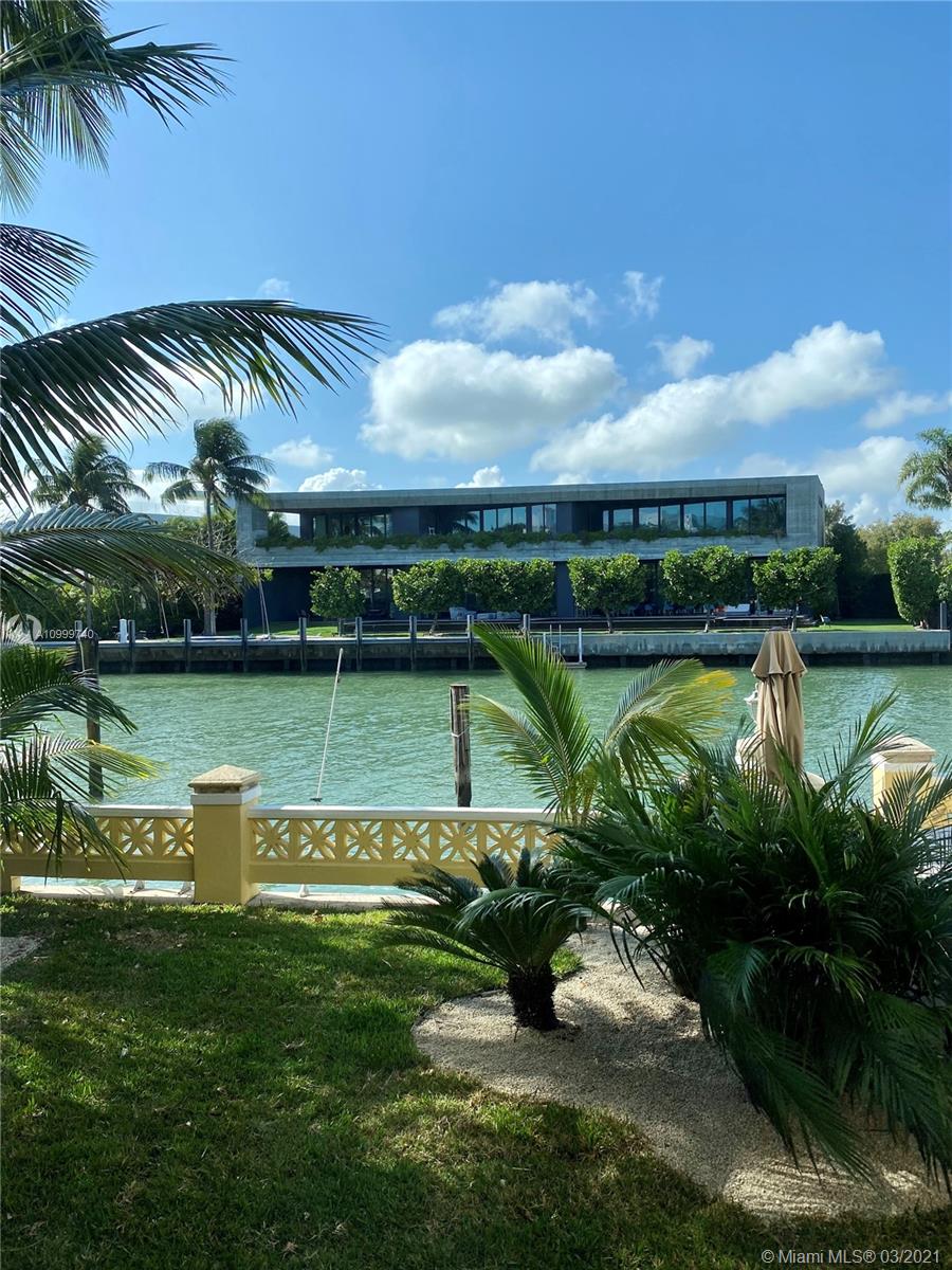 image 4812 Pine Tree Place Cond12