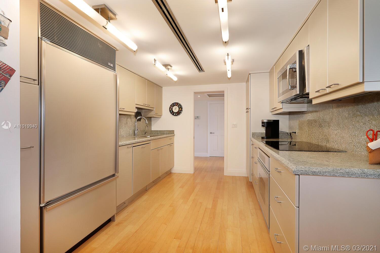 2 Grove Isle Dr #B710 Miami, FL 33133