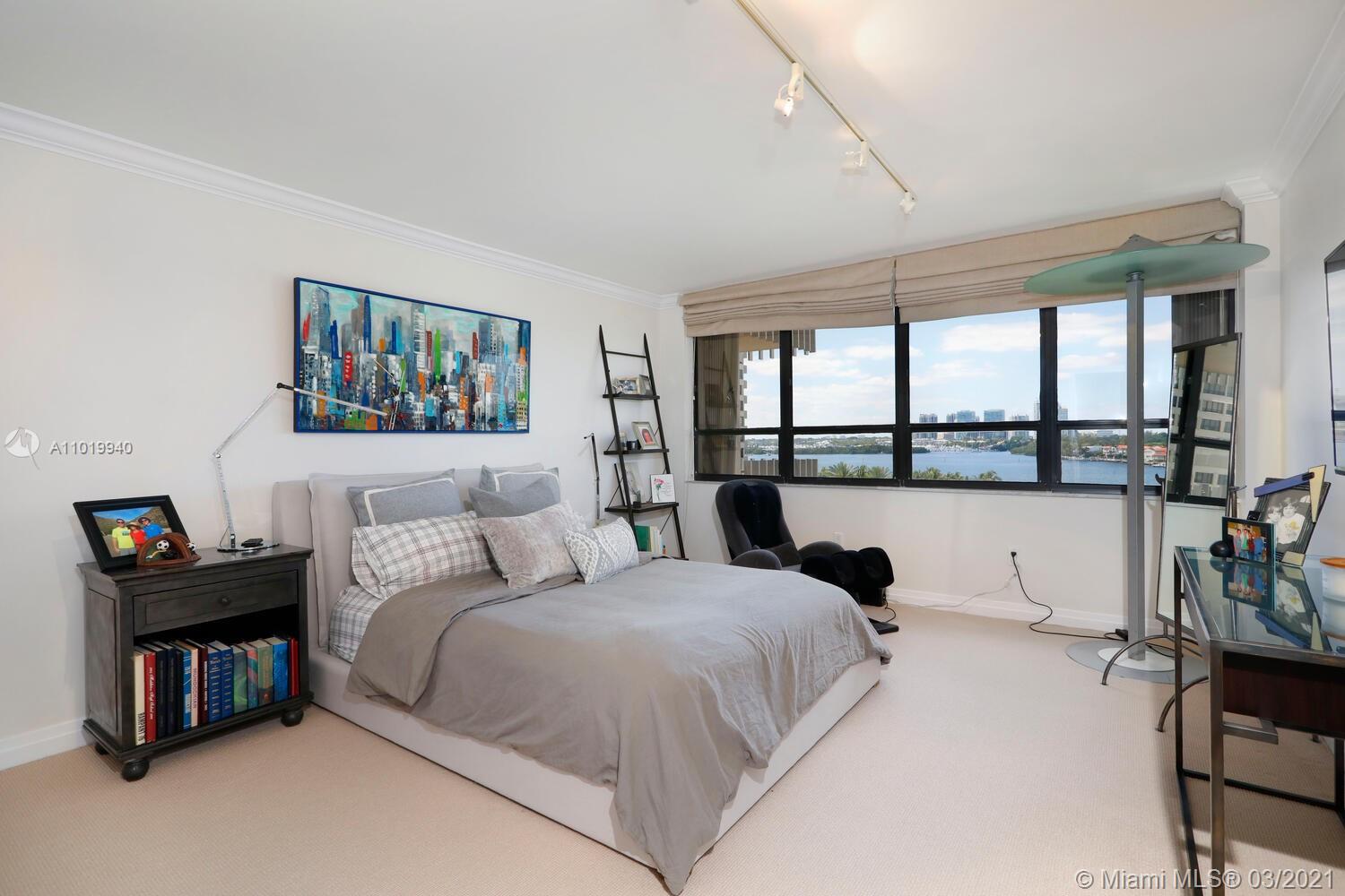 2 Grove Isle Dr #B710 Miami, FL 33133