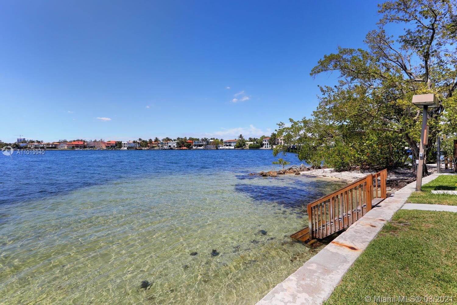 2 Grove Isle Dr #B710 Miami, FL 33133