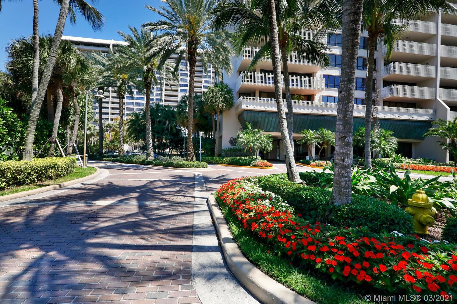 2 Grove Isle Dr #B710 Miami, FL 33133