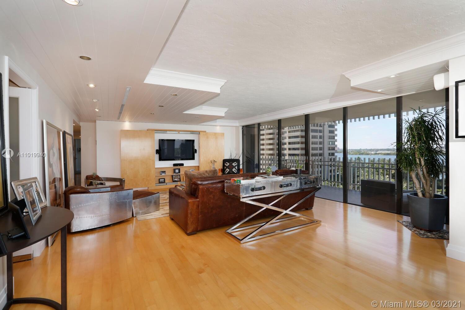 2 Grove Isle Dr #B710 Miami, FL 33133