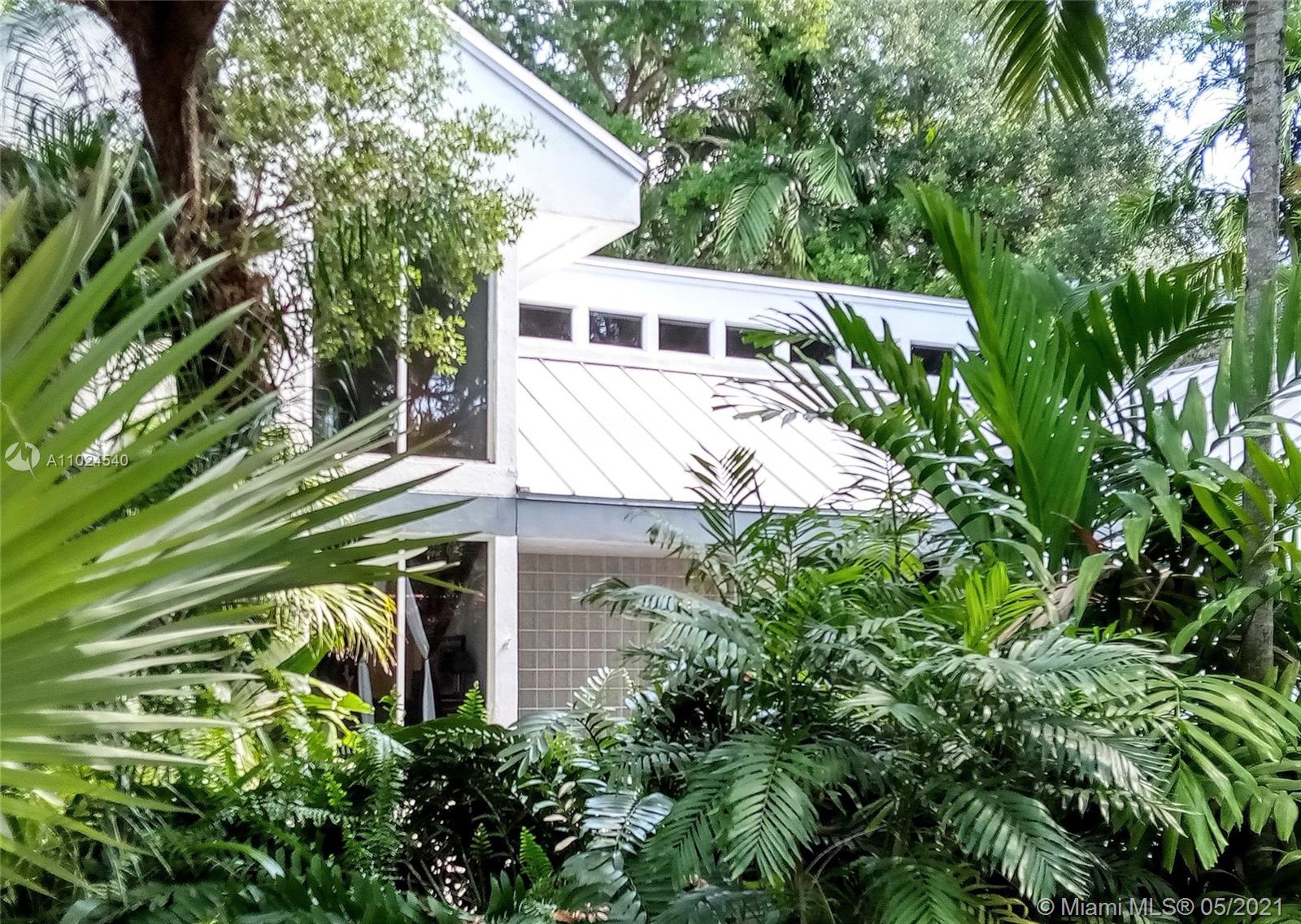 4175 Crawford Ave Miami, FL 33133