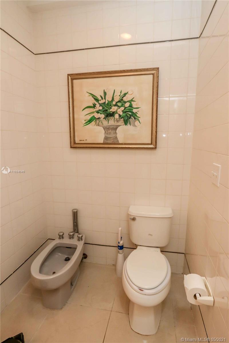 4175 Crawford Ave Miami, FL 33133