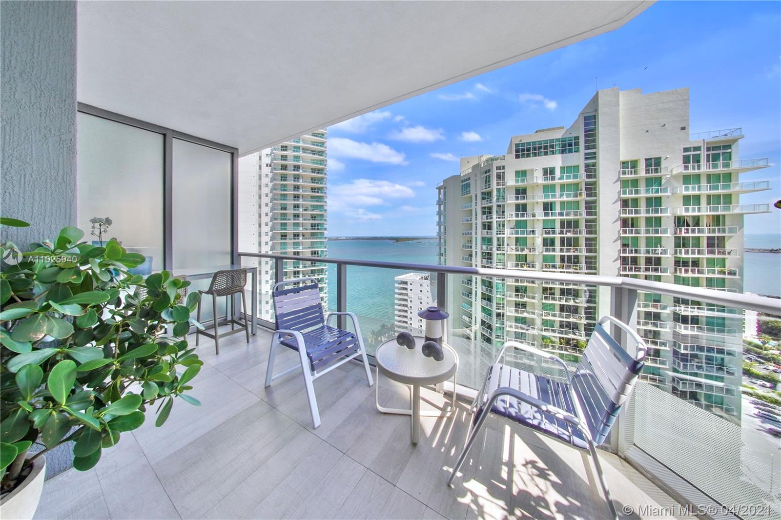 1300 Brickell Bay Dr #2303 Miami, FL 33131