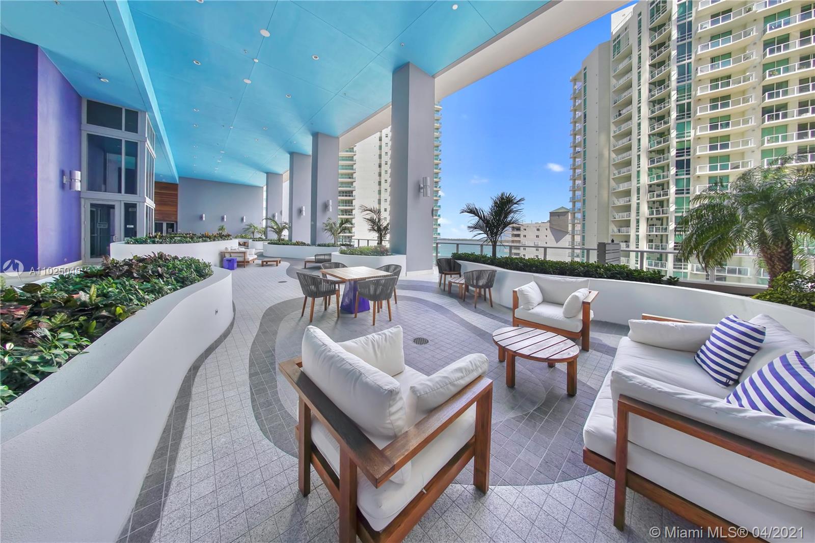 1300 Brickell Bay Dr #2303 Miami, FL 33131