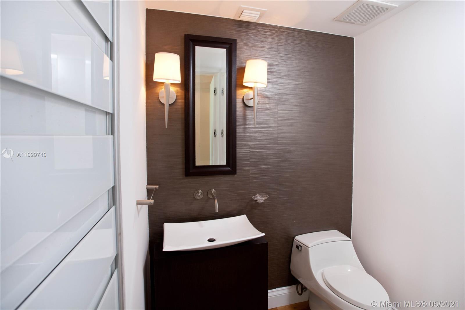 191 Los Pinos Ct Coral Gables, FL 33143