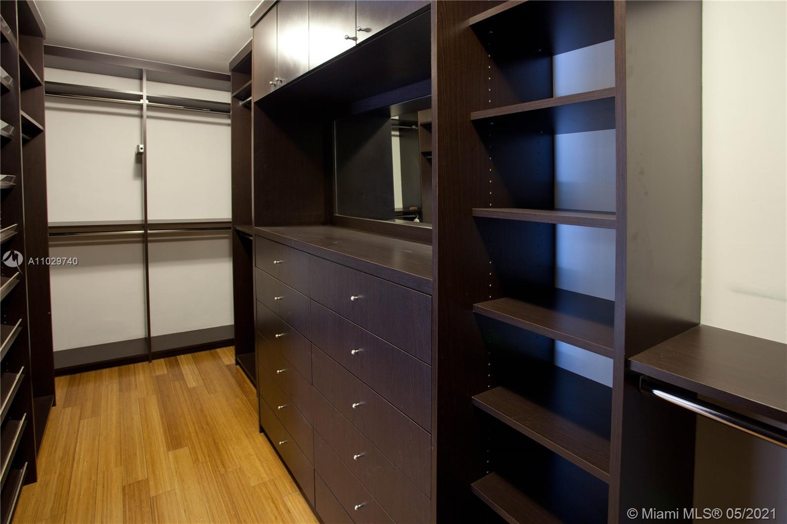 191 Los Pinos Ct Coral Gables, FL 33143