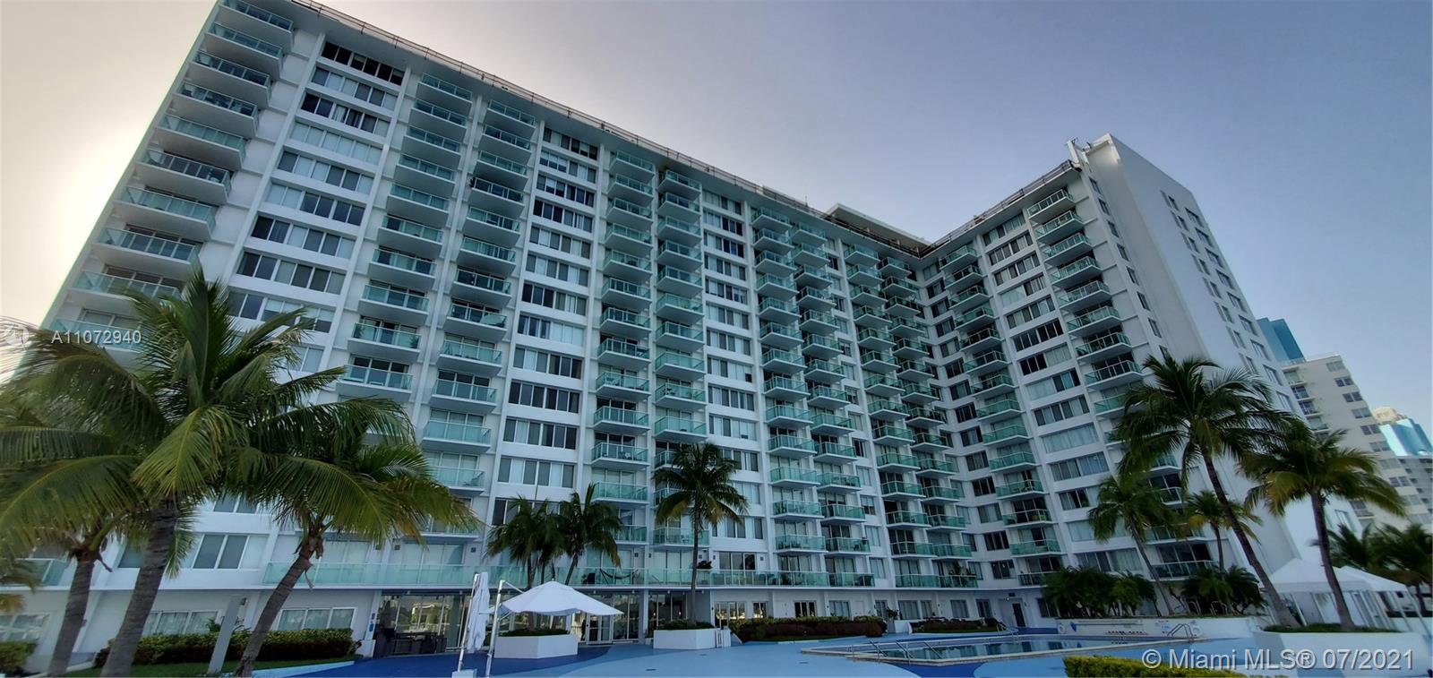1000 West Ave #602