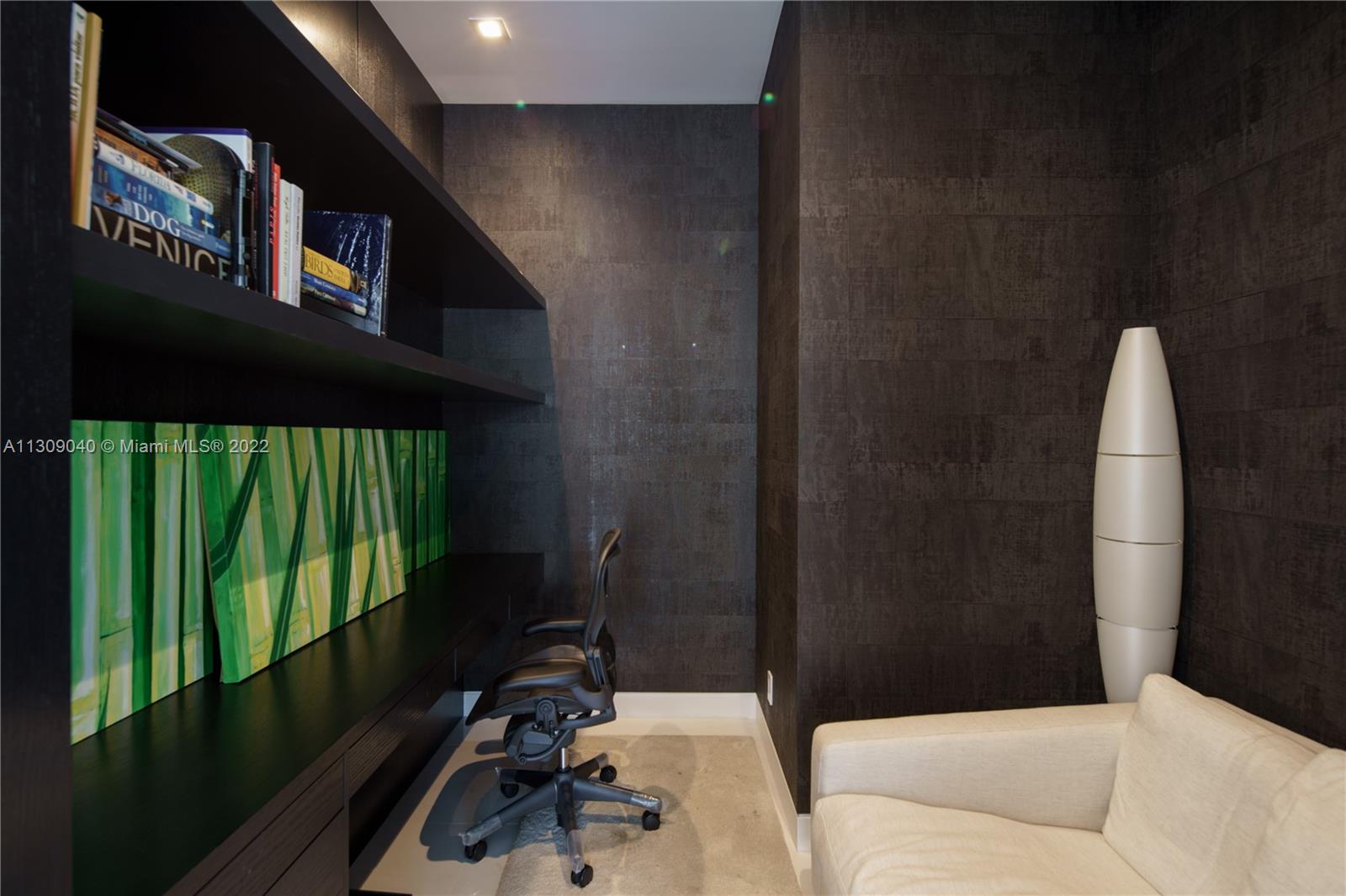 128 Fiesta Way Fort Lauderdale, FL 33301