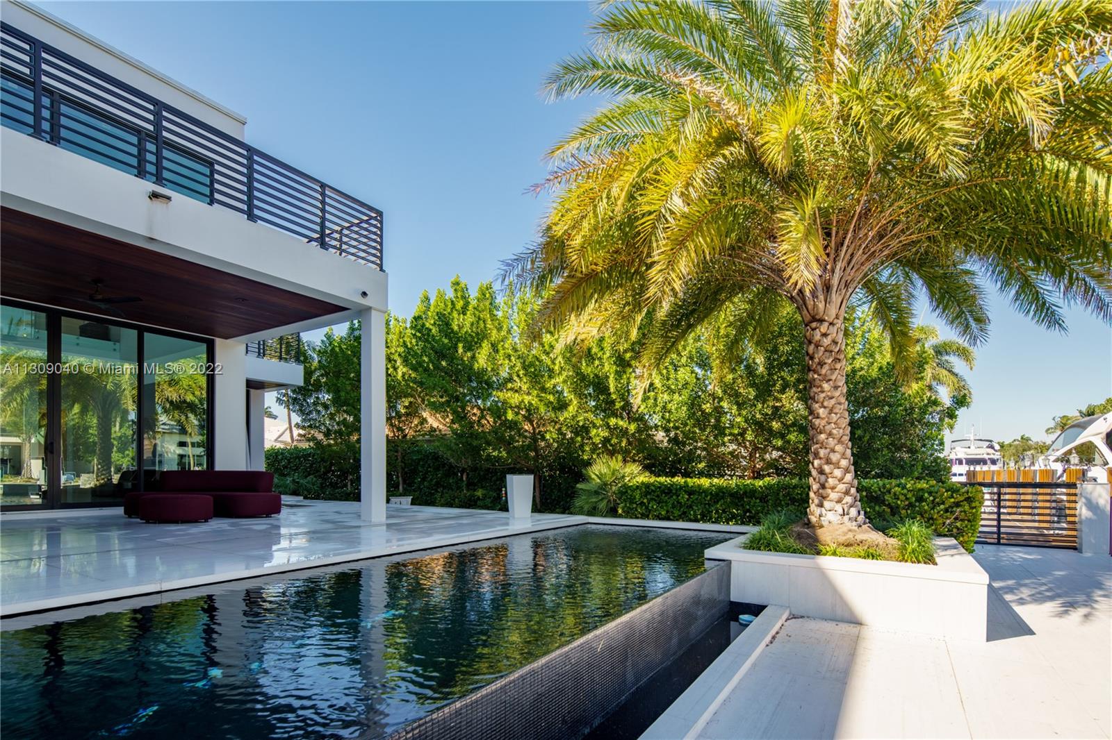 128 Fiesta Way Fort Lauderdale, FL 33301