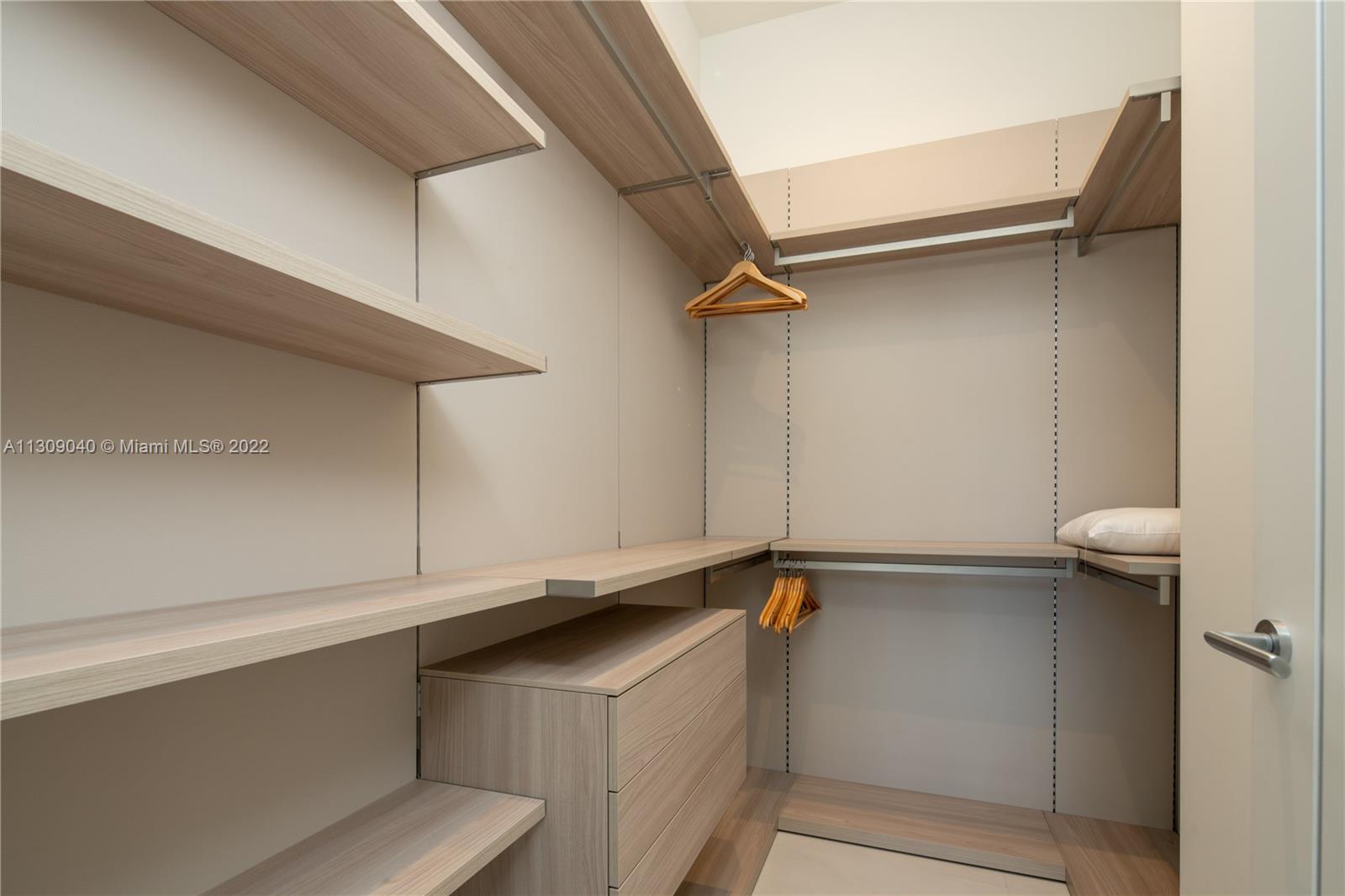 128 Fiesta Way Fort Lauderdale, FL 33301