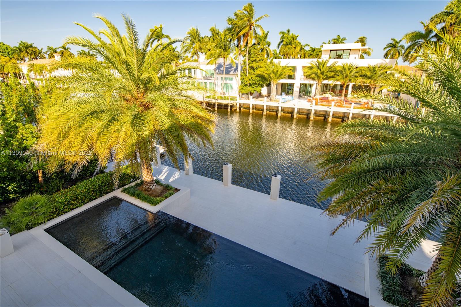 128 Fiesta Way Fort Lauderdale, FL 33301