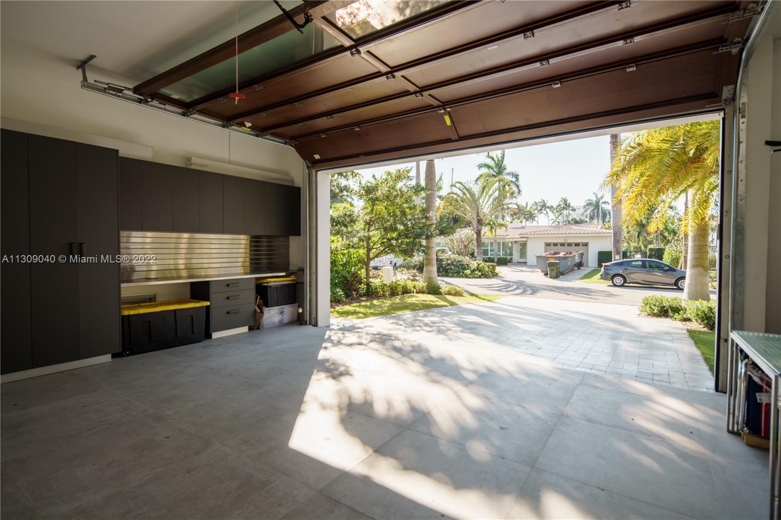 128 Fiesta Way Fort Lauderdale, FL 33301