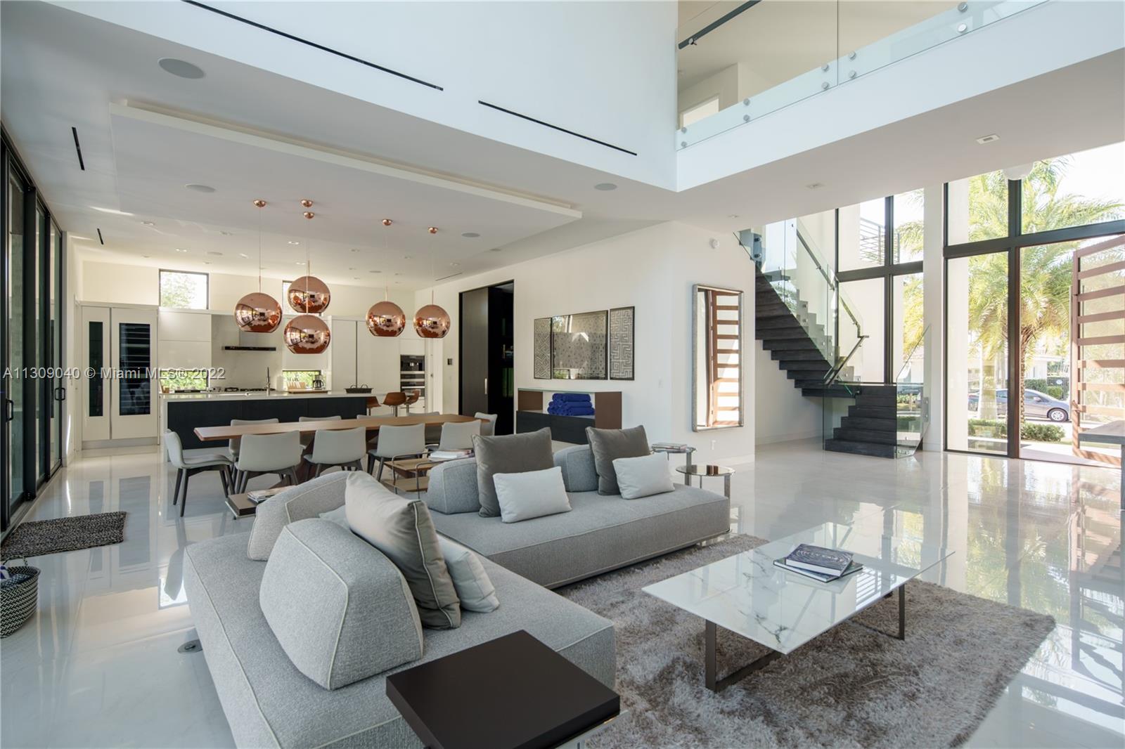 128 Fiesta Way Fort Lauderdale, FL 33301