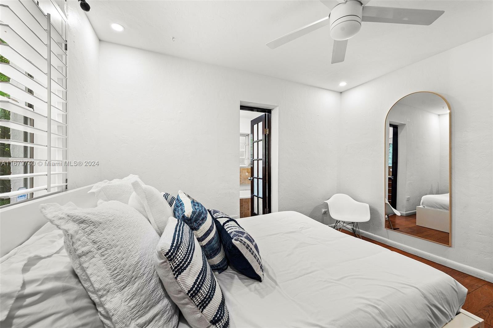 2560 Inagua Ave Miami, FL 33133 2560 Inagua Ave Miami, FL 33133