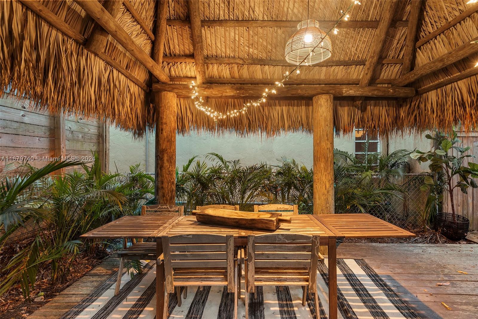 2560 Inagua Ave Miami, FL 33133 2560 Inagua Ave Miami, FL 33133