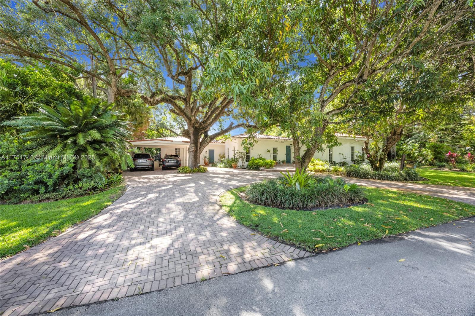 14345 SW 72nd Ct Palmetto Bay, FL 33158