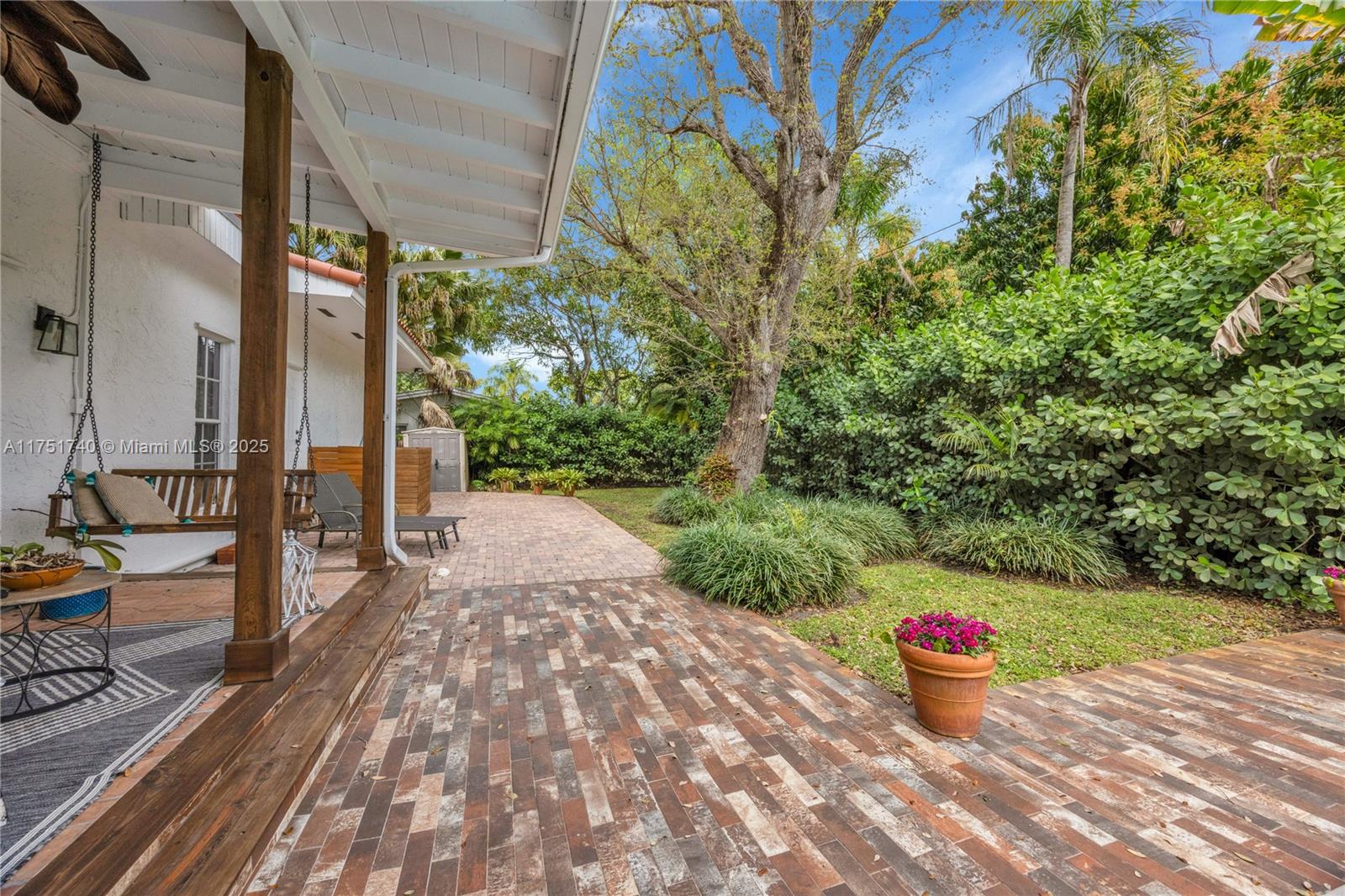 14345 SW 72nd Ct Palmetto Bay, FL 33158