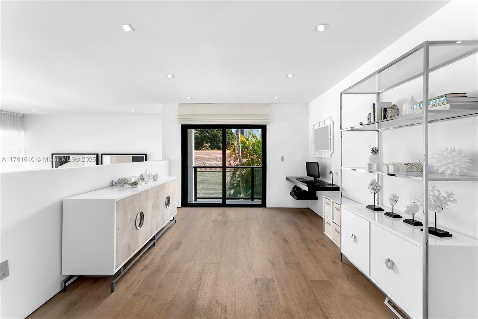 2031 S Miami Ave Miami, FL 33129