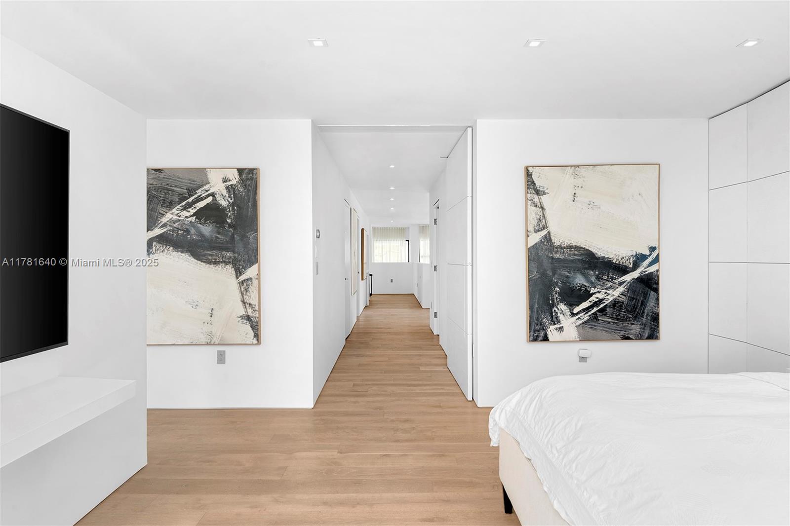 2031 S Miami Ave Miami, FL 33129