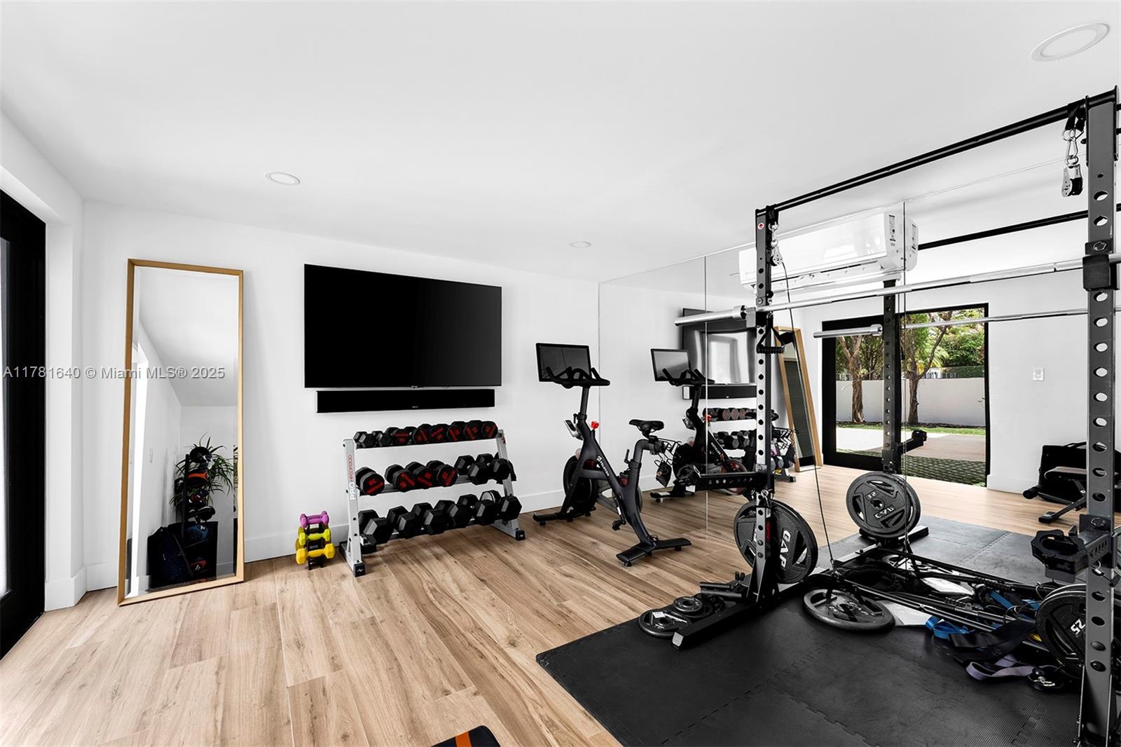 2031 S Miami Ave Miami, FL 33129